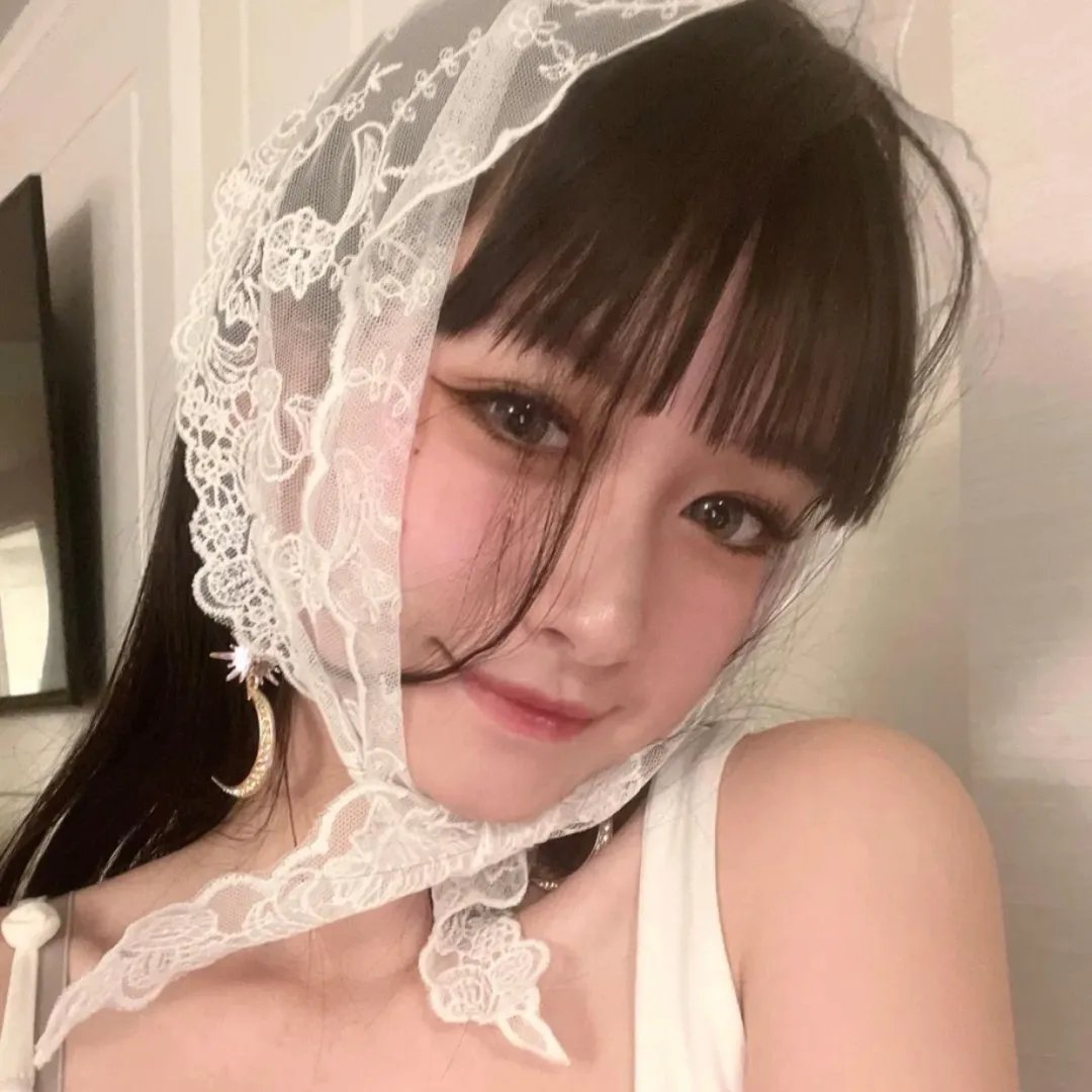 荒林艳骨